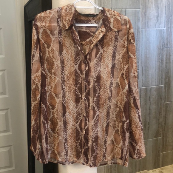 NWT House of Harlow 1960 Marley Shirt Striped Python Snake Print Blouse Small - Picture 15 of 16